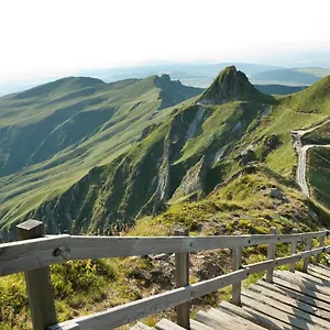  Villa Au Coeur Des Volcans Et Lacs D'auvergne
